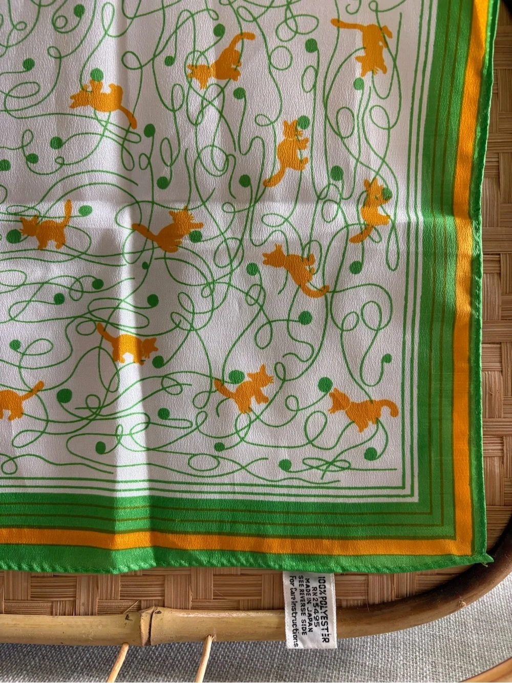 Vtg Cat Print Polyester Scarf Retro Mod Kitty Scarf Green & Gold Novelty Square